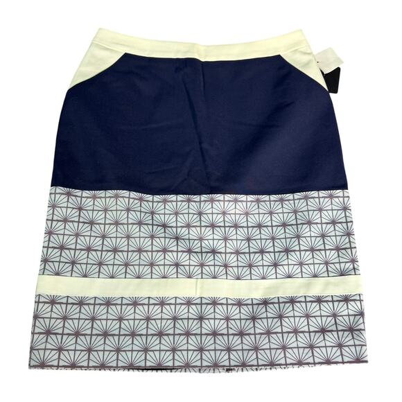 Halogen Women's size Petite 4 Pencil Skirt Navy Cream Lined back Zipper New - Picture 1 of 13